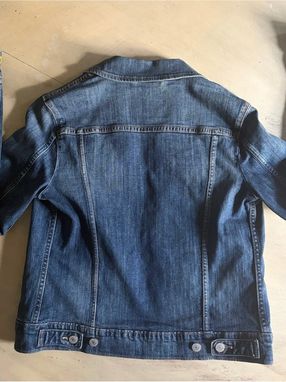 Levi’s Denim Trucker Jacket With Custom Embroidery Women’s Size Small